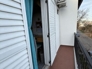 VENTA PH 3AMB CASEROS CENTRO