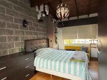 VENTA PH 3AMB CASEROS CENTRO