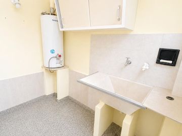 PH DE 3 AMBIENTES CON JARDIN Y TERRAZA PROPIOS