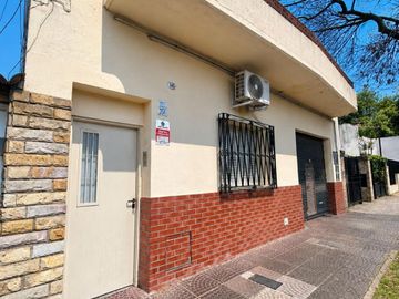 PH DE 3 AMBIENTES CON JARDIN Y TERRAZA PROPIOS