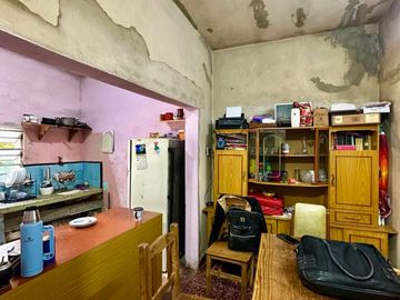 VENTA CASA 4 AMB + LOCAL SAN JOSÉ A REFACCIONAR