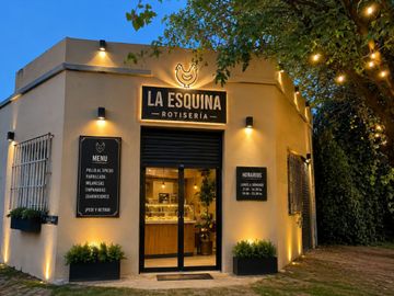 VENTA CASA 4 AMB + LOCAL SAN JOSÉ A REFACCIONAR