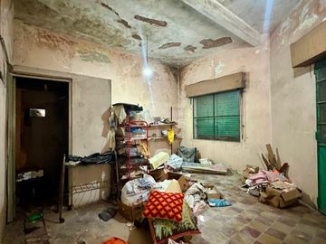 VENTA CASA 4 AMB + LOCAL SAN JOSÉ A REFACCIONAR