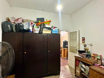 VENTA CASA 4 AMB + LOCAL SAN JOSÉ A REFACCIONAR