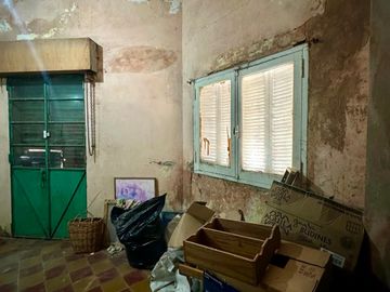 VENTA CASA 4 AMB + LOCAL SAN JOSÉ A REFACCIONAR