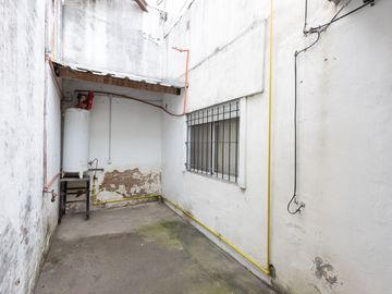 Venta de Casa 3 amb en HURLINGHAM con Cochera
