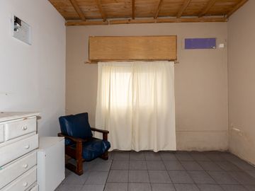 Venta de Casa 3 amb en HURLINGHAM con Cochera