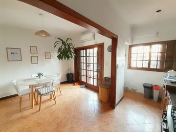 Tríplex 4 Amb. Venta Beccar Jardín-Pileta-Parrilla