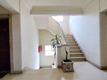 VENTA OFICINA LUMINOSA 25 M2 LAVALLE 1400