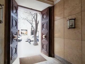 VENTA OFICINA LUMINOSA 25 M2 LAVALLE 1400