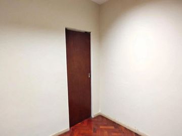VENTA OFICINA LUMINOSA 25 M2 LAVALLE 1400