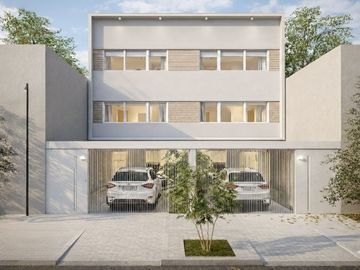 VENTA TRIPLEX 4 AMB JARDIN COCHERA