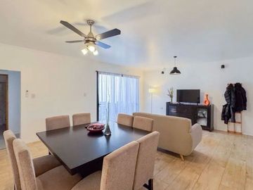 Casa 4 Dorm con Cochera y Pileta