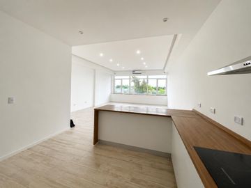 VENTA MONOAMBIENTE 63M2 APTO PROF. ACEPTA PERMUTA