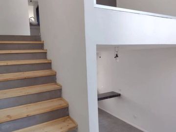 VENTA 2 AMB DUPLEX NUEVO JARDIN COCHERA  PILAR