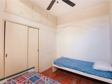 VENTA FLORES CASA LOTE PROPIO 4 AMB PATIO TERRAZA