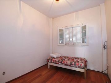 VENTA FLORES CASA LOTE PROPIO 4 AMB PATIO TERRAZA