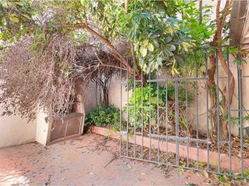 VENTA FLORES CASA LOTE PROPIO 4 AMB PATIO TERRAZA