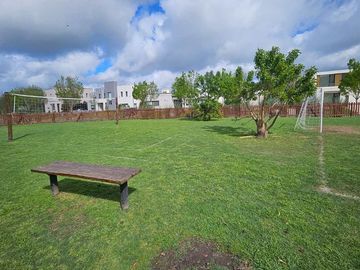LOTE EN BARRIO PRIVADO SANTO TOMAS