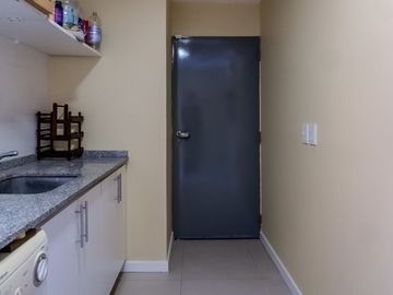 VENTA CASA DE 4 AMBIENTES. BARRIO SANTA CLARA