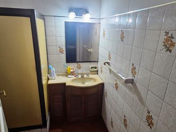 VENTA PH AL FRENTE 5 AMBIENTES VILLA ADELINA