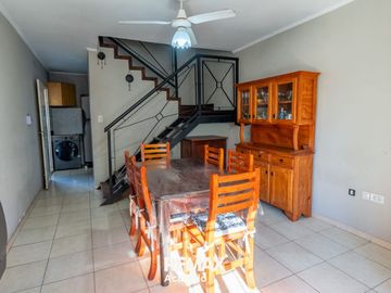 VENTA DUPLEX 2 DORMITORIOS SAN NICOLAS