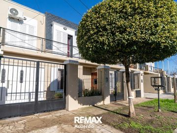 VENTA DUPLEX 2 DORMITORIOS SAN NICOLAS