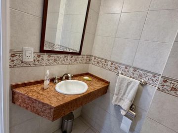 Excelente e impecable semipiso en alquiler en Recoleta 3 dorm y depend. lleno de luz y sol