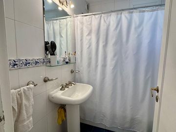 Excelente e impecable semipiso en alquiler en Recoleta 3 dorm y depend. lleno de luz y sol