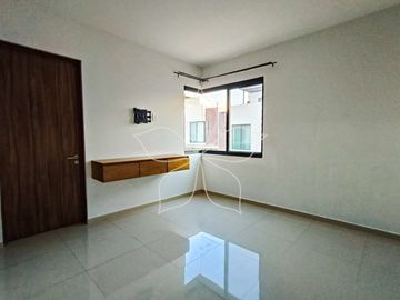 RESIDENCIA EN RENTA, CRETA RESIDENCIAL, CAPITAL NORTE, ZAPOPAN, JAL.