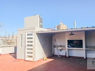 Casa 4 Amb. | 3 Dorm. (1 en Suite) | Terraza | Cochera | A 2 Cuadras de Parque Saavedra