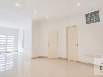 Casa 4 Amb. | 3 Dorm. (1 en Suite) | Terraza | Cochera | A 2 Cuadras de Parque Saavedra