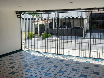 CASA EN RENTA, DEL PASEO RESIDENCIAL, ZONA SUR