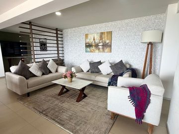 DEPARTAMENTO AMUEBLADO EN RENTA EN JURIQUILLA, BIOSFERA TOWERS