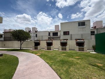 DEPARTAMENTO AMUEBLADO EN RENTA EN JURIQUILLA, BIOSFERA TOWERS