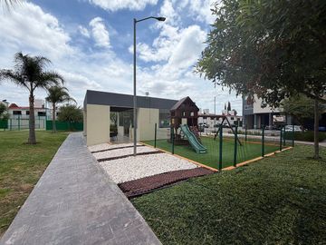 DEPARTAMENTO AMUEBLADO EN RENTA EN JURIQUILLA, BIOSFERA TOWERS
