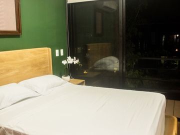 ¡Vive el futuro hoy! Renta de Espectacular Casa Contenedor en Dzityá