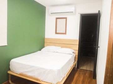 ¡Vive el futuro hoy! Renta de Espectacular Casa Contenedor en Dzityá