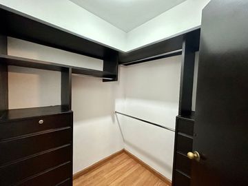 CASA AMUEBLADA EN PALO BLANCO RENTA