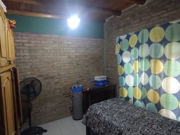 CASA MAS 2 DEPTOS EN VILLA SANTA CRUZ DEL LAGO