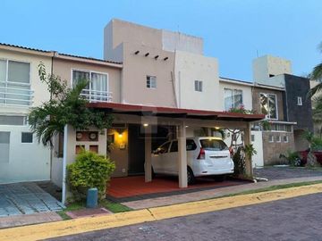 CASA EN VENTA RESIDENCIAL PLAYA DORADA – RIVIERA VERACRUZANA