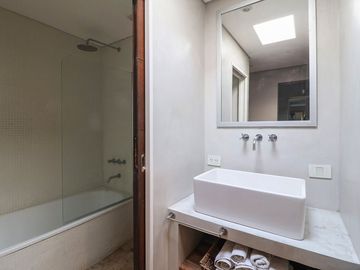 CASA BARRIO PRIVADO 6 AMBIENTES TERRAZA PILETA