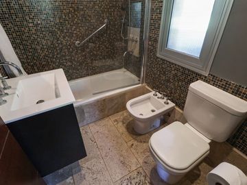 CASA BARRIO PRIVADO 6 AMBIENTES TERRAZA PILETA