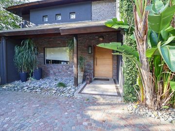 CASA BARRIO PRIVADO 6 AMBIENTES TERRAZA PILETA