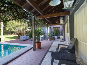 CASA BARRIO PRIVADO 6 AMBIENTES TERRAZA PILETA