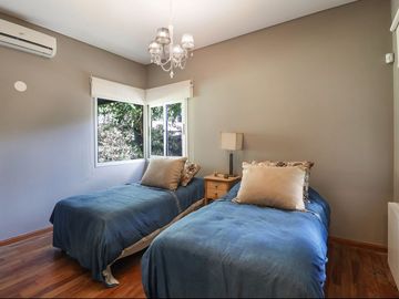 CASA BARRIO PRIVADO 6 AMBIENTES TERRAZA PILETA