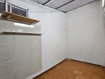 ALQUILER CONSULTORIO EN PB ALMAGRO A HTAL ITALIANO