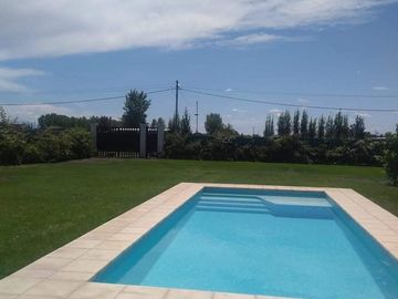 CASA, 1 DORM+ PISCINA BARRIO SANTO TOMÁS, GLLÉN