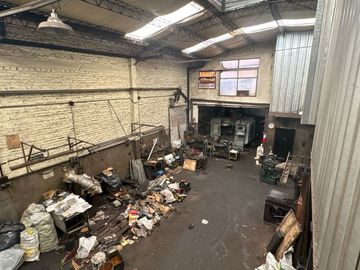 GALPÓN EN VENTA EN CIUDAD MADERO 300 M2