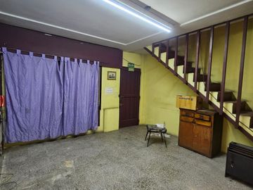VENTA DEPOSITO/GALPON - EXCELENTE UBICACION